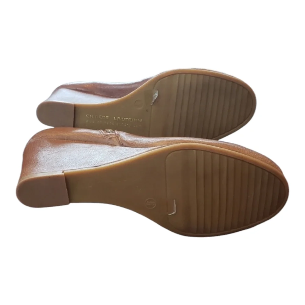 Chinese Laundry Women's‎ Tan Wedge Ankle Boots size 10